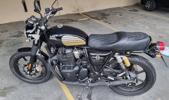 ROYAL ENFIELD INTERCEPTOR ROYAL ENFIELD INTERCEPTOR